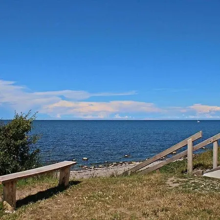 Tatil Evi In With Swimming Pool Dranske