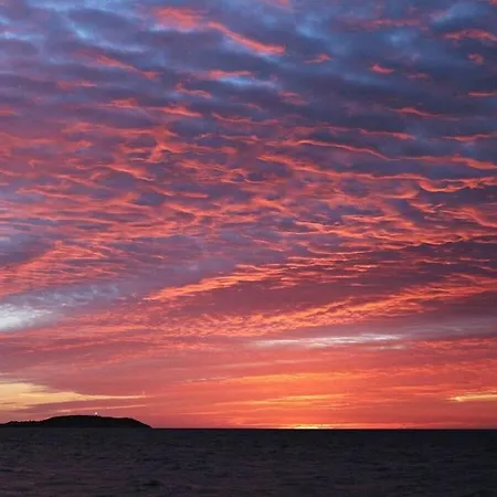 Tatil Evi In With Swimming Pool