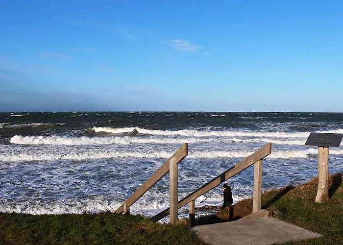 In With Swimming Pool * Dranske