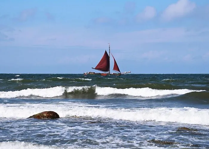 In With Swimming Pool * Dranske