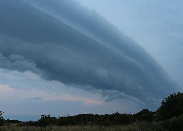 In With Swimming Pool Holiday home Dranske